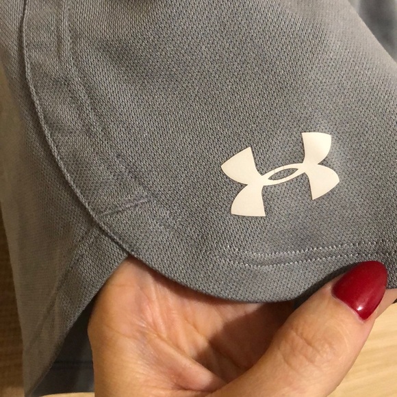 Under Armour Gray Play Up Drawstring Elastic Waist Athletic Shorts size Small - Picture 2 of 8